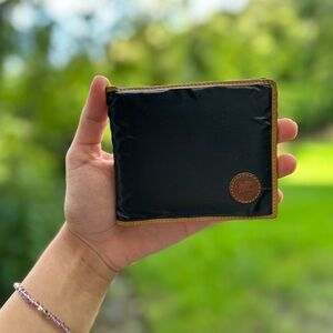 Free Hunting World Wallet Now FOLLOW SOCIAL @theBagriculture